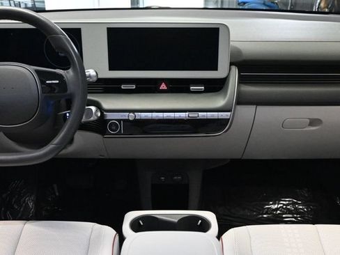 Used 2023 Hyundai Ioniq 5 SEL RWD image 10