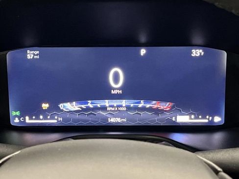 Certified 2025 Jeep Compass Limited w/ High Altitude Package image 17