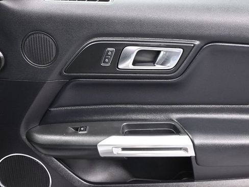 Used 2019 Ford Mustang GT Premium RWD image 17