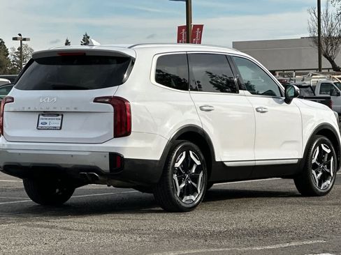 Used 2023 Kia Telluride S w/ S Sunroof Package image 2