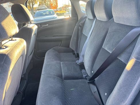 Used 2011 Chevrolet Impala LT image 21
