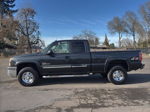 Used 2003 Chevrolet Silverado 2500 LT image 20