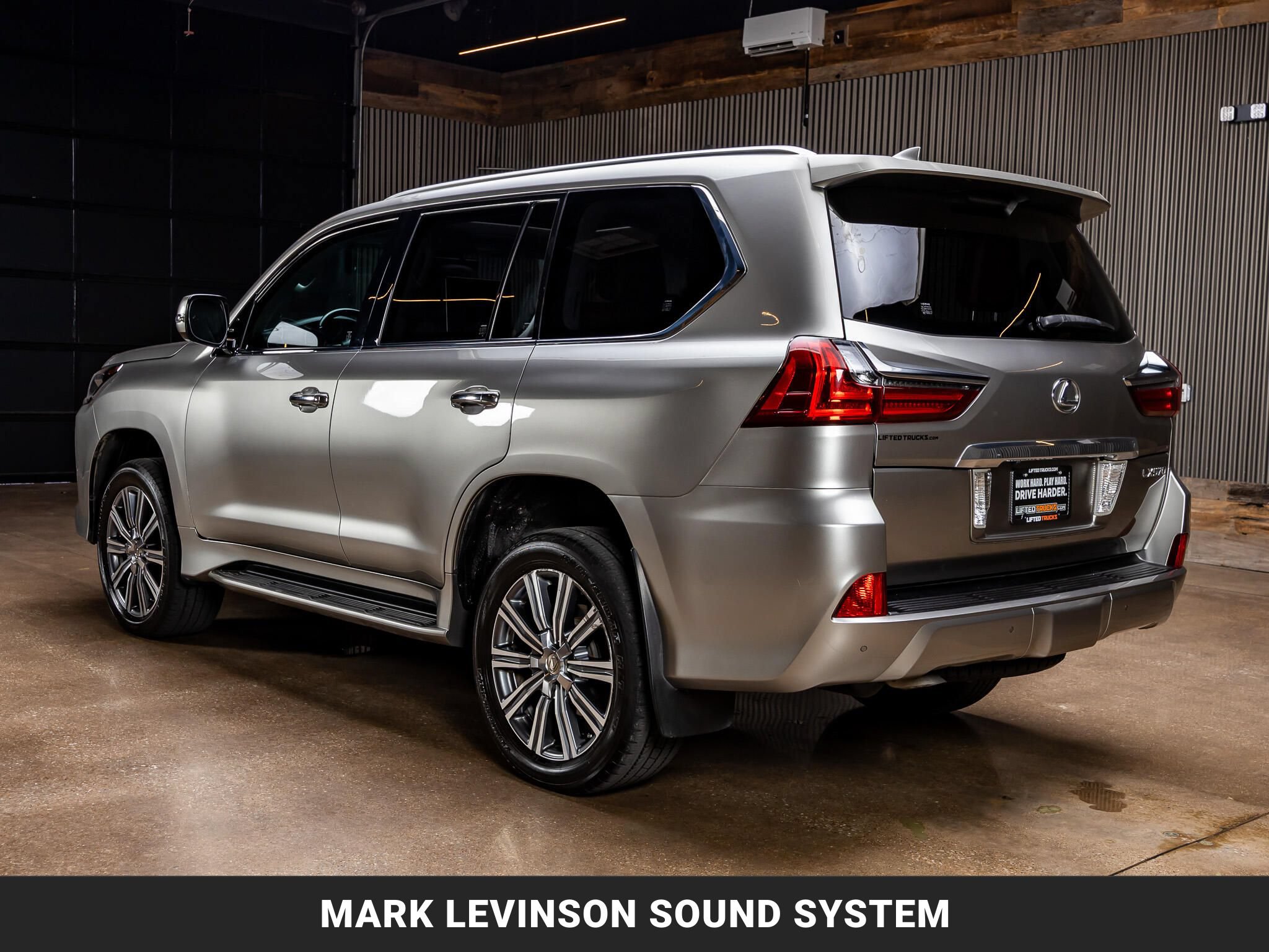Used 2017 Lexus LX 570 4WD image 6
