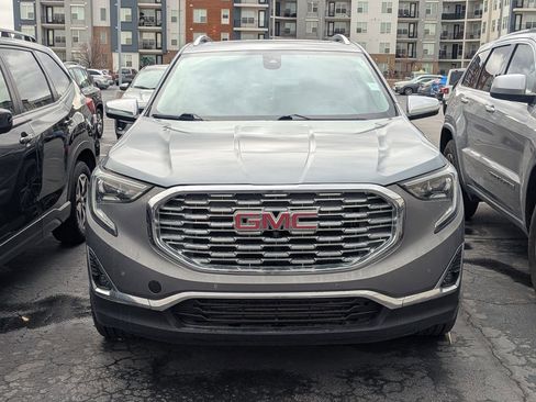 Used 2018 GMC Terrain Denali image 2