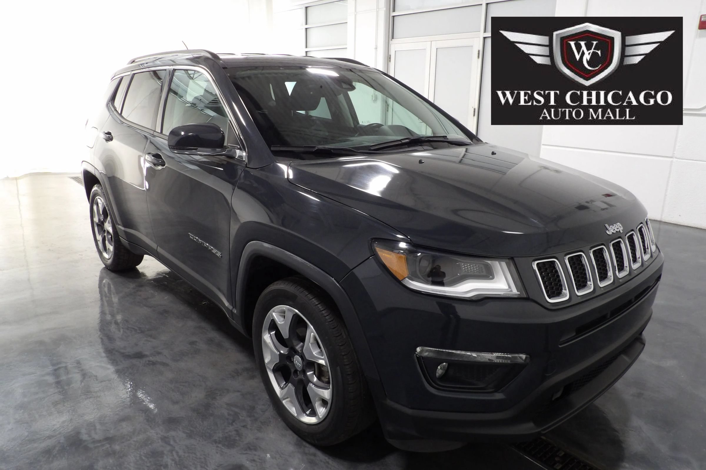 Used 2018 Jeep Compass Limited w/ Navigation Group FWD image 1