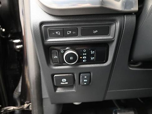 Used 2024 Ford F150 Lariat w/ FX4 Off-Road Package AWD/4WD image 9