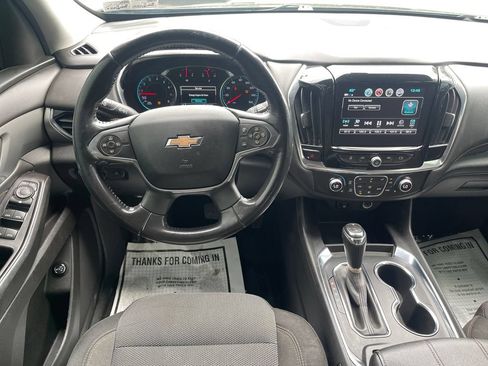 Used 2018 Chevrolet Traverse LT w/ LPO, Cargo Package AWD/4WD image 16