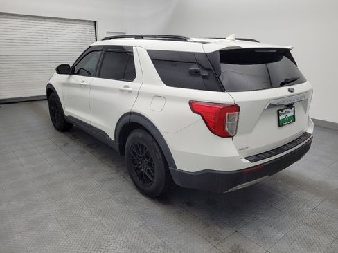 Used 2021 Ford Explorer XLT w/ Equipment Group 202A RWD image 5