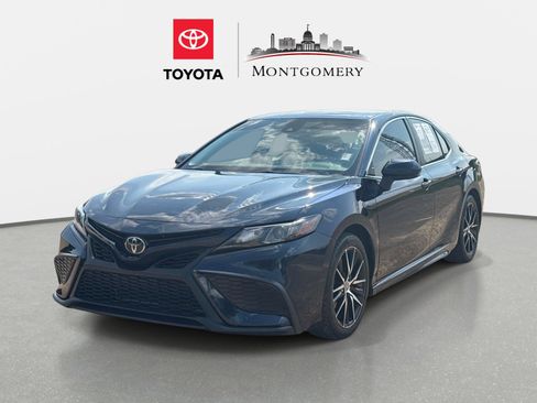 Used 2021 Toyota Camry SE image 7