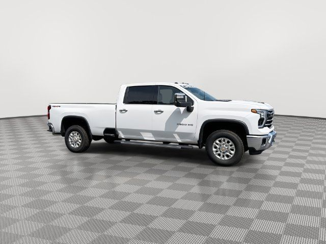 Certified 2025 Chevrolet Silverado 3500 LTZ w/ LTZ Premium Package AWD/4WD image 14