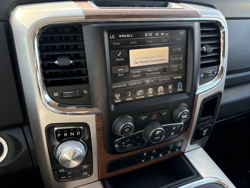 Used 2017 RAM 1500 Laramie w/ Convenience Group AWD/4WD image 23