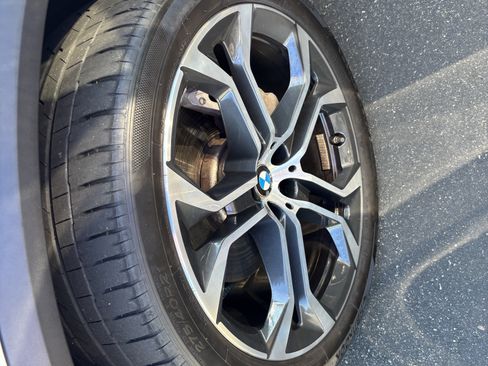 Certified 2025 BMW X5 sDrive40i w/ Premium Package RWD image 11