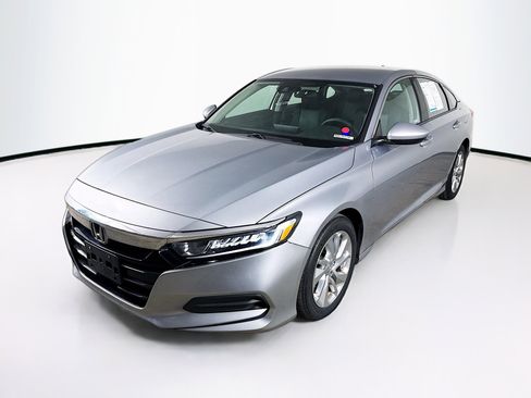 Used 2019 Honda Accord LX image 4