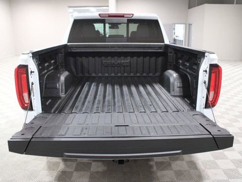 New 2026 GMC Sierra 1500 SLT w/ SLT Premium Plus Package AWD/4WD image 14