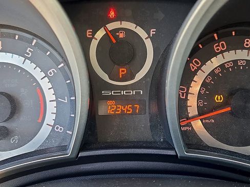 Used 2012 Scion tC FWD image 24
