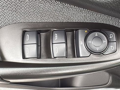Used 2026 Chevrolet TrailBlazer LT w/ LT Cold Weather Package FWD image 31