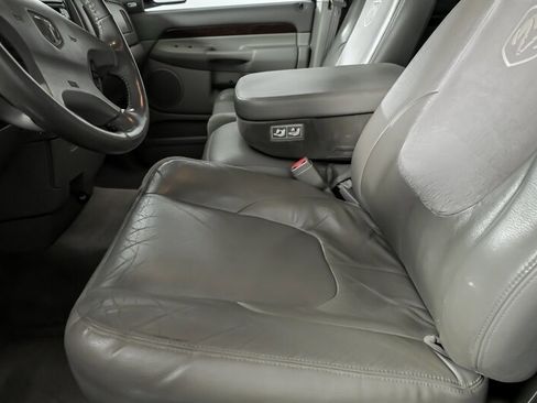 Used 2003 Dodge Ram 2500 Truck SLT image 18