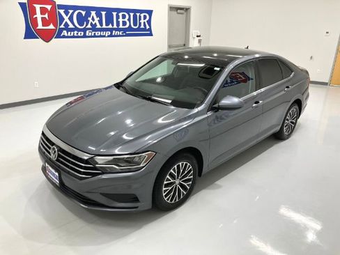 Used 2019 Volkswagen Jetta SE FWD image 6