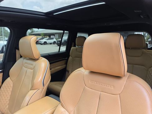 Used 2022 Jeep Grand Cherokee L Summit w/ Advanced Protech Group IV RWD image 23