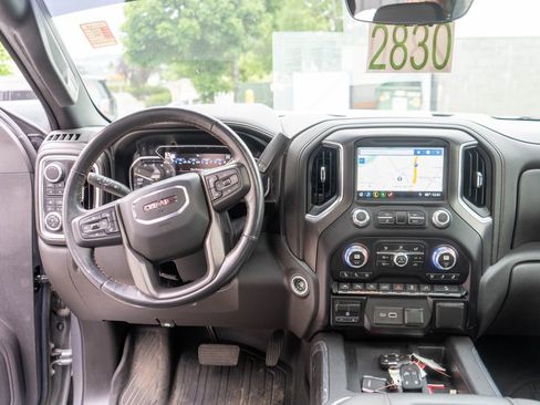 Used 2019 GMC Sierra 1500 AT4 w/ AT4 Premium Package AWD/4WD image 15