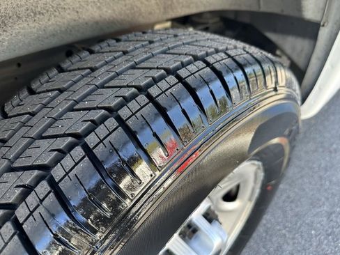 Used 2020 GMC Savana 2500 w/ Driver Convenience Package image 12