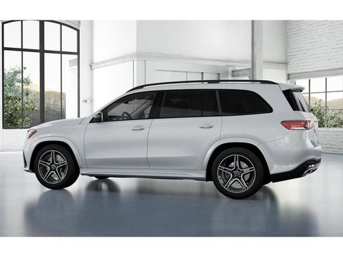 New 2026 Mercedes-Benz GLS 450 4MATIC image 32
