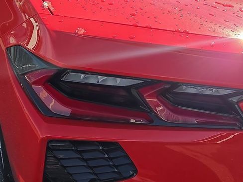 Used 2024 Chevrolet Corvette Stingray Convertible w/ Battery Protection Package image 10