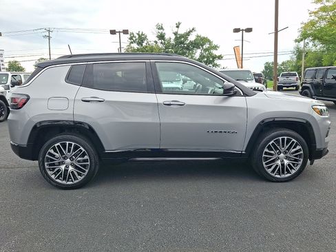 Certified 2023 Jeep Compass Limited w/ Elite Group AWD/4WD image 7