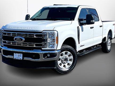 Used 2024 Ford F250 XLT AWD/4WD image 1