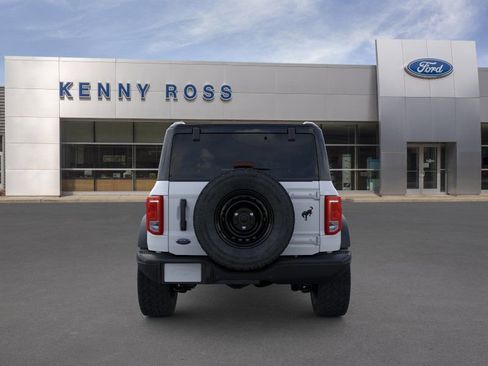 New 2026 Ford Bronco Big Bend w/ Black Diamond Package AWD/4WD image 7