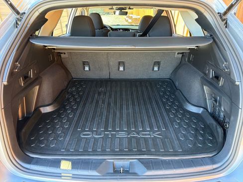 Used 2025 Subaru Outback Premium w/ Popular Package #1A image 32