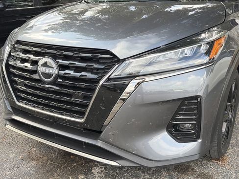 Used 2024 Nissan Kicks SR w/ Interior Electronics Package FWD image 4