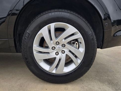 Certified 2025 Land Rover Discovery Sport S AWD/4WD image 23