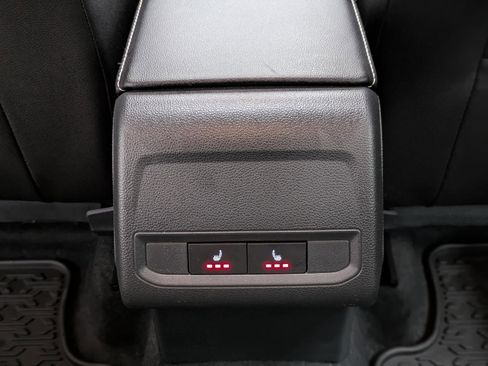 Used 2024 Volkswagen Jetta SEL image 13