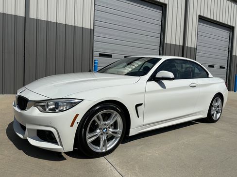 Used 2015 BMW 428i Convertible image 22
