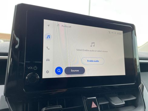 Used 2025 Toyota Corolla LE image 21