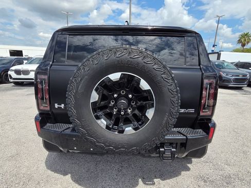 Certified 2024 GMC Hummer EV 3X w/ Extreme Off-Road Package AWD/4WD image 12