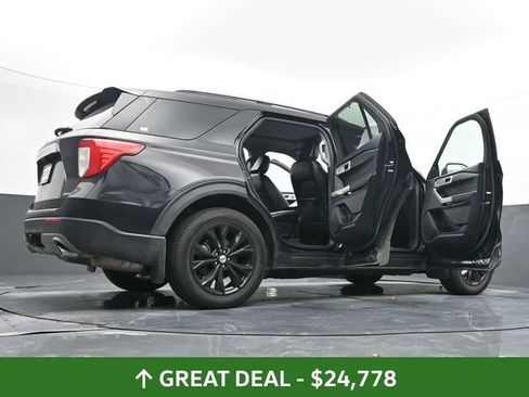 Used 2022 Ford Explorer Limited w/ Class IV Trailer Tow Package image 80
