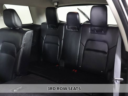 Used 2023 Nissan Pathfinder SL image 8