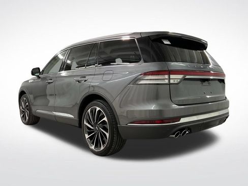 Used 2022 Lincoln Aviator Reserve w/ Equipment Group 201A AWD/4WD image 2