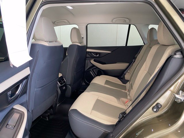 Certified 2025 Subaru Outback Premium AWD/4WD image 13