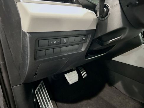 New 2026 Mitsubishi Outlander SEL FWD image 7