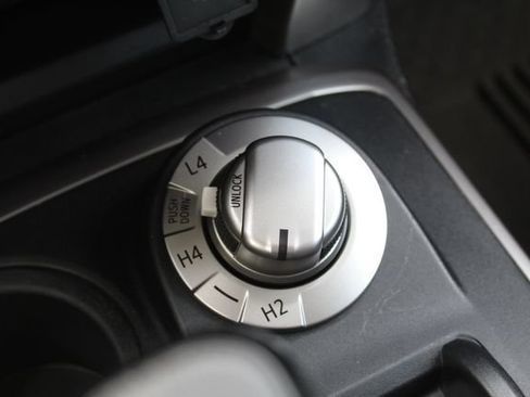 Used 2022 Toyota 4Runner TRD Sport AWD/4WD image 27
