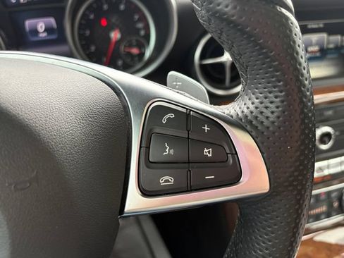 Used 2017 Mercedes-Benz SLC 300 image 22