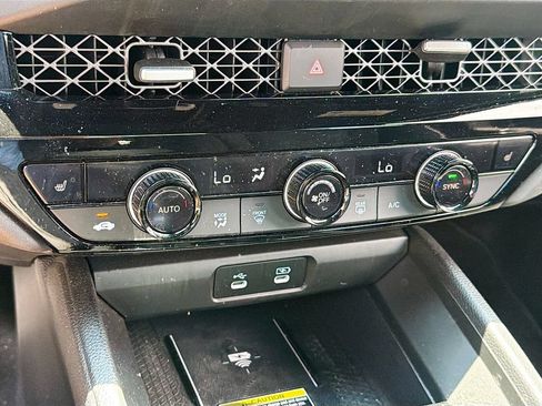 Used 2025 Honda Accord Sport image 16