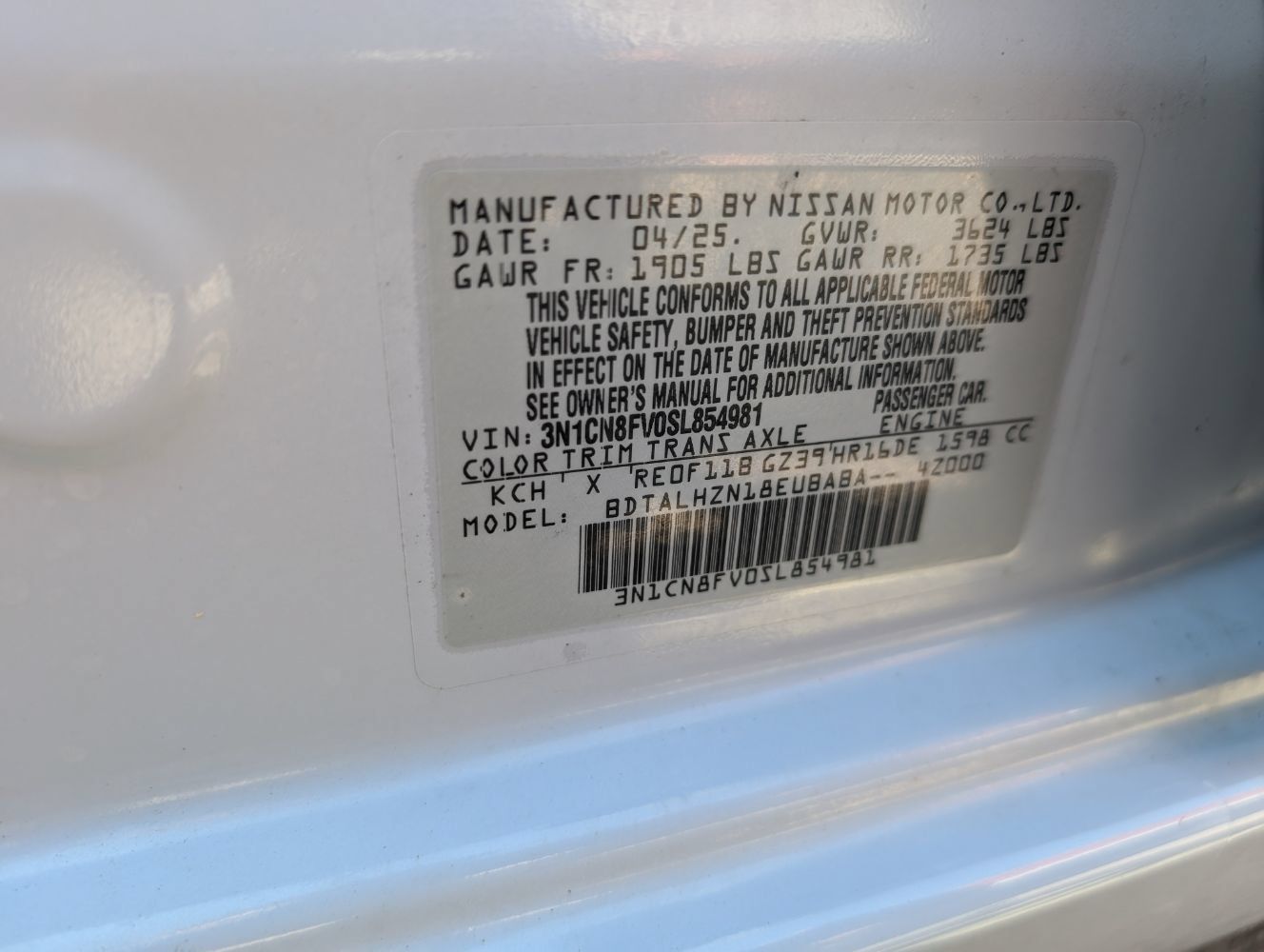 Used 2025 Nissan Versa SR w/ Trunk Package FWD image 24