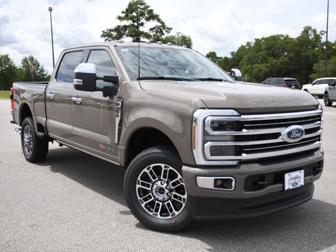 New 2026 Ford F250 Platinum w/ Platinum Plus Package AWD/4WD image 4