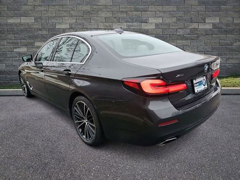 Used 2023 BMW 530i xDrive 530i xDrive w/ Premium Package image 4