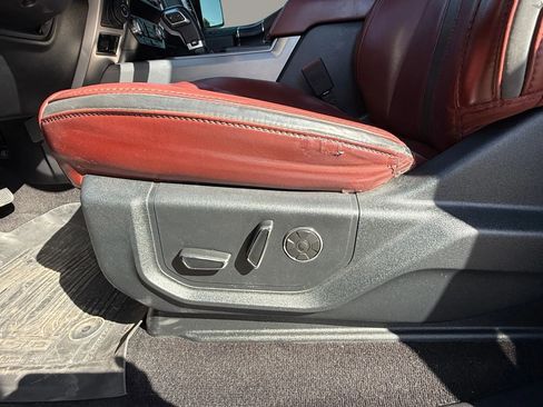 Used 2019 Ford F150 Platinum w/ Technology Package AWD/4WD image 27