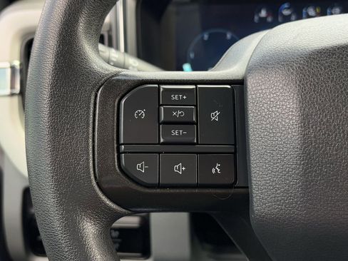 Used 2023 Ford F250 XLT w/ XLT Premium Package AWD/4WD image 16
